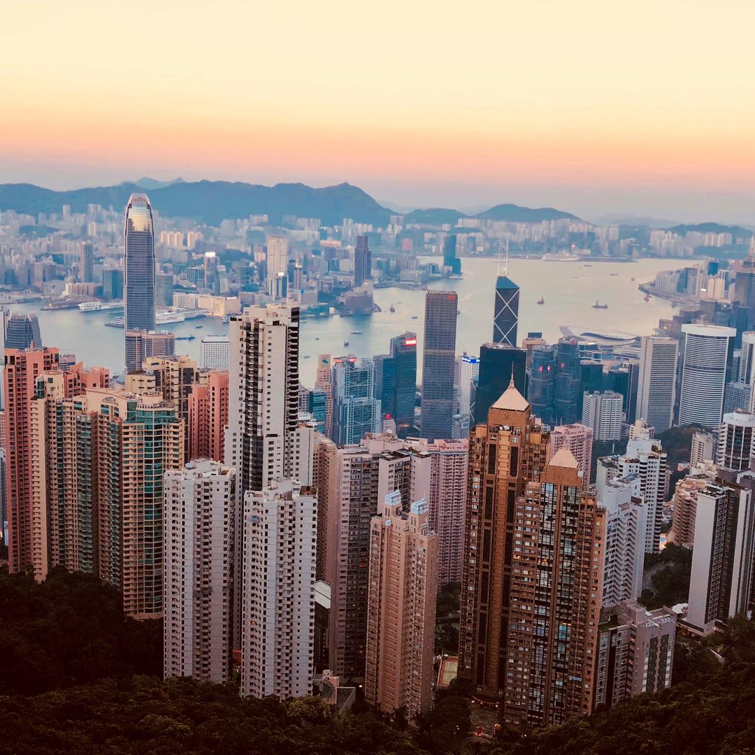 Navigating Mandatory Health Insurance and Private Coverage Options for Hong Kong Residents in Korea